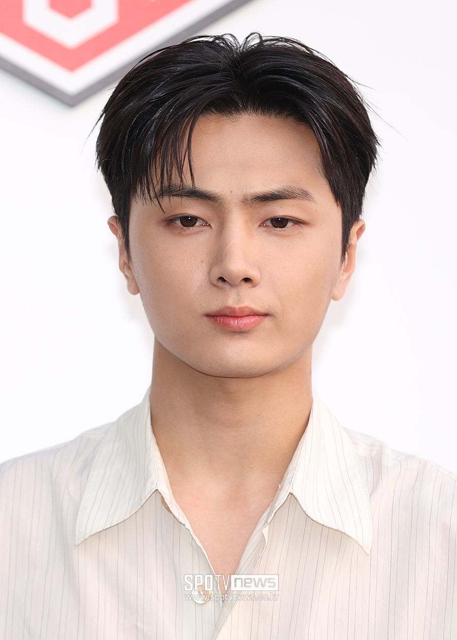 [포토S] 엔하이픈 제이, '그윽한 눈빛'