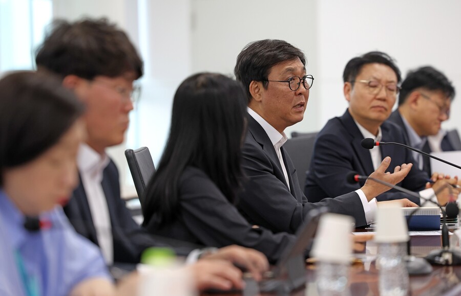 집회 장기화에 체육 단체들 업무 마비…문체부·체육회·공단 긴급 대응