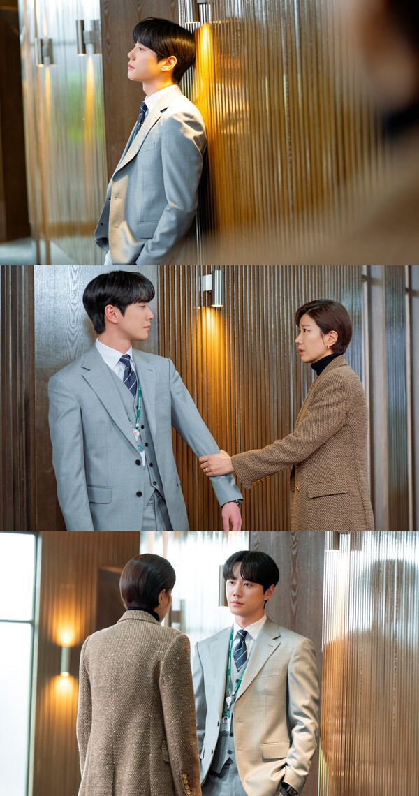 '신입사원 강회장' 전혜진, 이준영에 긴급 SOS…관계 역전된다[오늘TV]