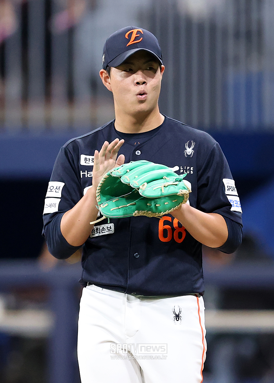 [포토S] 노시환 호수비에 놀란 박준영