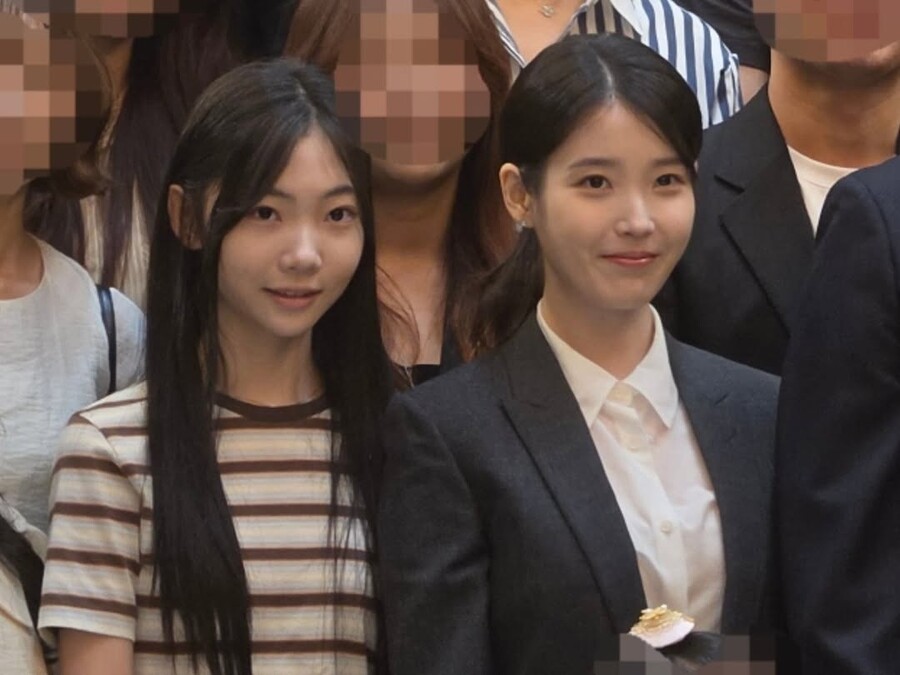 아이유, 경호원 결혼식서 '깜짝' 포착…'대군부인' 사과 후 첫 근황
