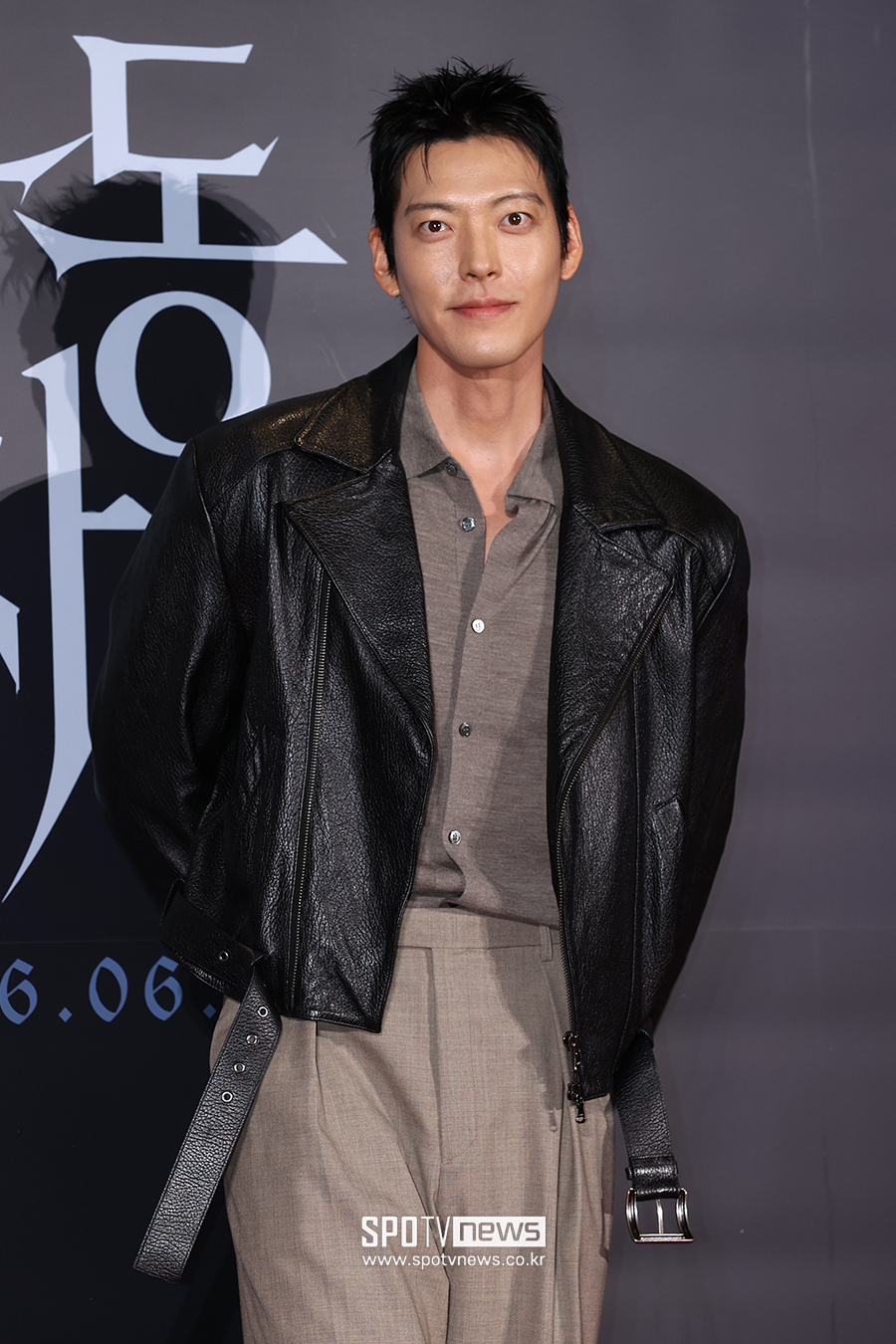 [포토S] 김우빈, '아내 신민아 영화 지원사격'