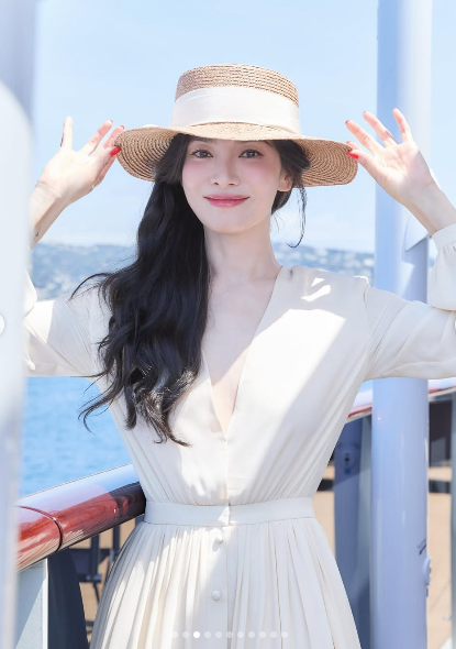 송혜교가 작정하고 꾸미면 생기는 일..크루즈 녹인 대박 미모