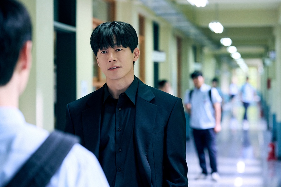 김무열, ‘참교육’으로 만난 ‘인생캐’…글로벌 시청자 홀렸다