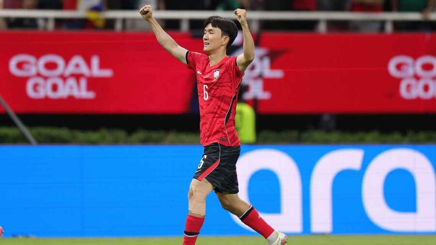 "늘 과소평가된 韓 숨은 에이스" ESPN 엄지척…공격 전개+킬패스+활동량 다 갖춘 '황인범' 재조명→"조용하지만 리더십 느껴져, 홍명보호 핵심 증명"