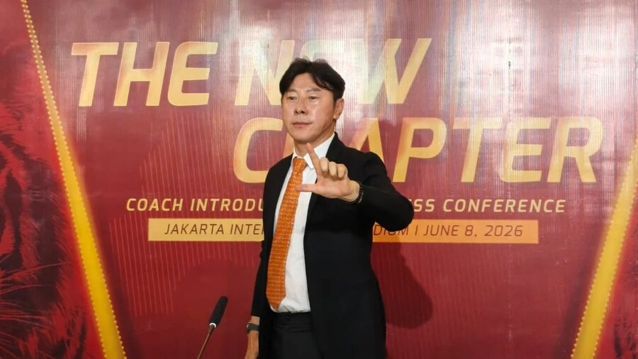 ▲ 신태용 감독이 중국과 일본 러브콜을 뒤로하고 인도네시아 복귀를 택한 것으로 전해졌다. ⓒ 인도네시아 '비바'