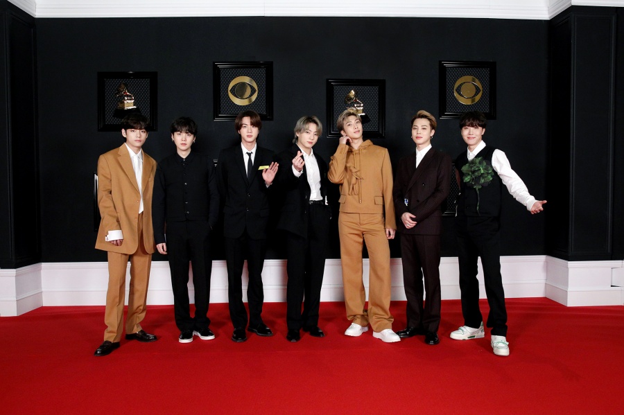 코앞 다가온 BTS 그래미 수상, K팝 입지 확대 낙관하기엔[초점S]