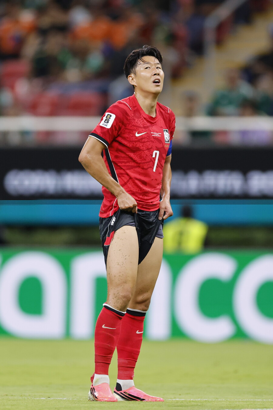 "오현규 넣고 SON 내려야"…멕시코전 최저 볼터치 21회에 "손흥민은 10년간 왼쪽 지배한 윙어" ESPN 우려 나왔다→이재성 3선 이동+오현규 원톱 기용 해법 제시