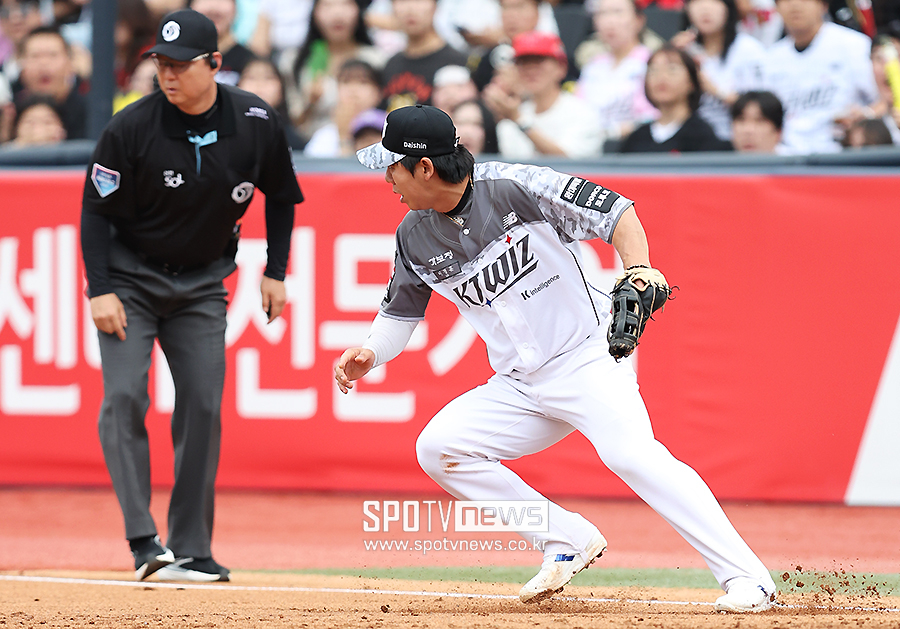 [포토S] 이정훈, '어이쿠'