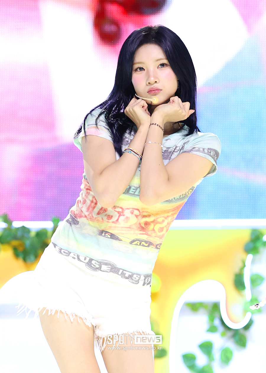 [포토S] 하츠투하츠 주은, '레몬 탱~'