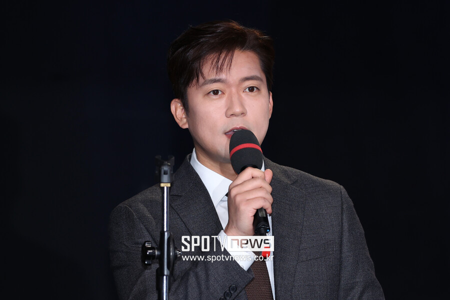 김대호, 생방송 중 女아나운서에 "발냄새 난다" 했다가…경위서 엔딩('아근진')