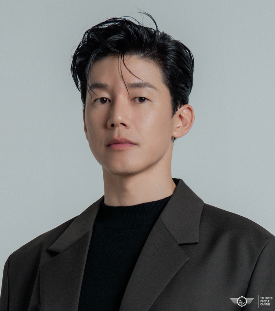 '참교육' 김무열, 차기작 '퍼스트 닥터' 확정 "친근한 의사로 변신"[공식]