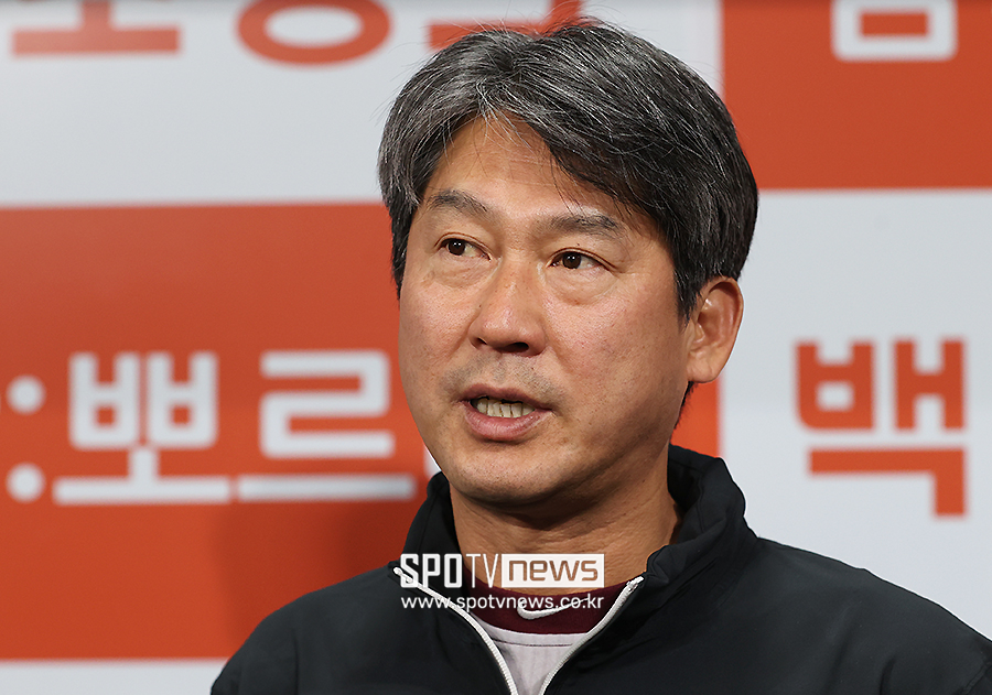 와일스 잔류? 로젠버그 정규직? 키움 결단 임박했다, 설종진 감독 "이번 주 내로 결정 나올 것"
