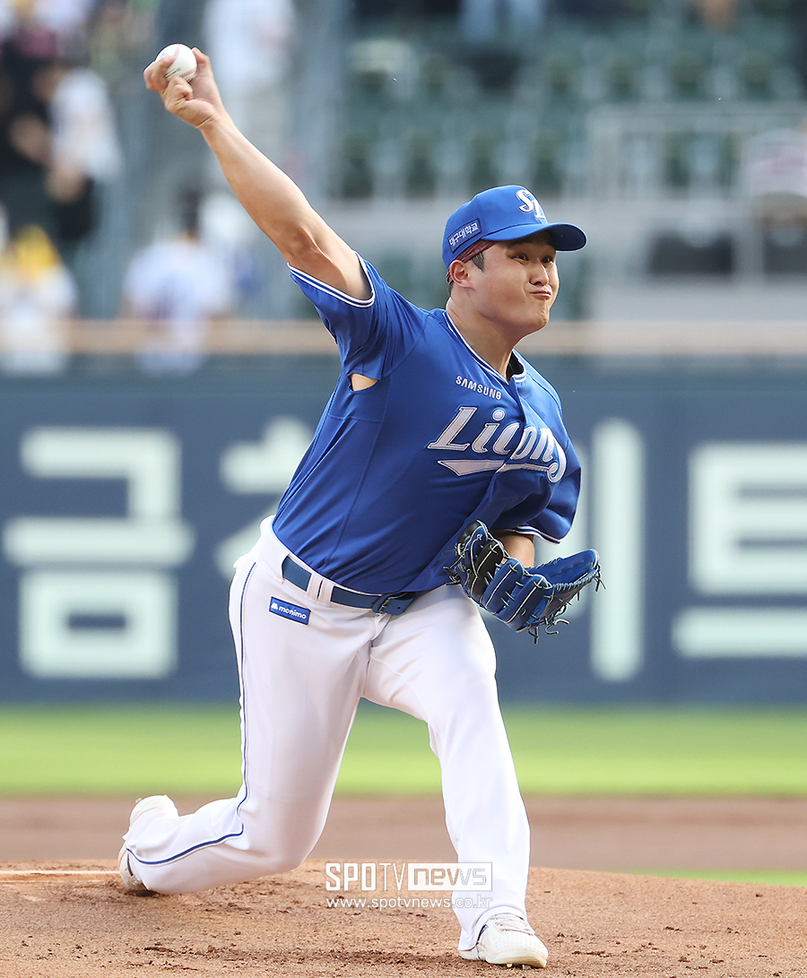[포토S] 삼성 선발 최원태의 역투