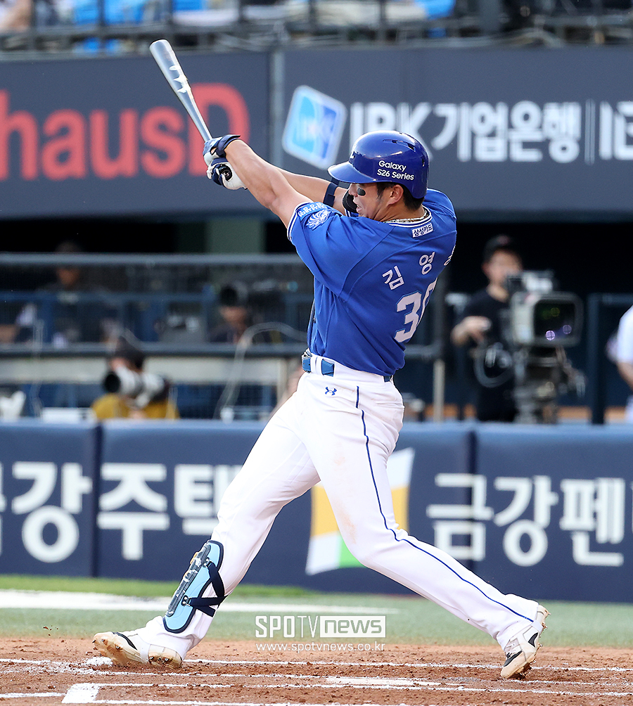 [포토S] 김영웅, '복귀 첫 타석 안타!'