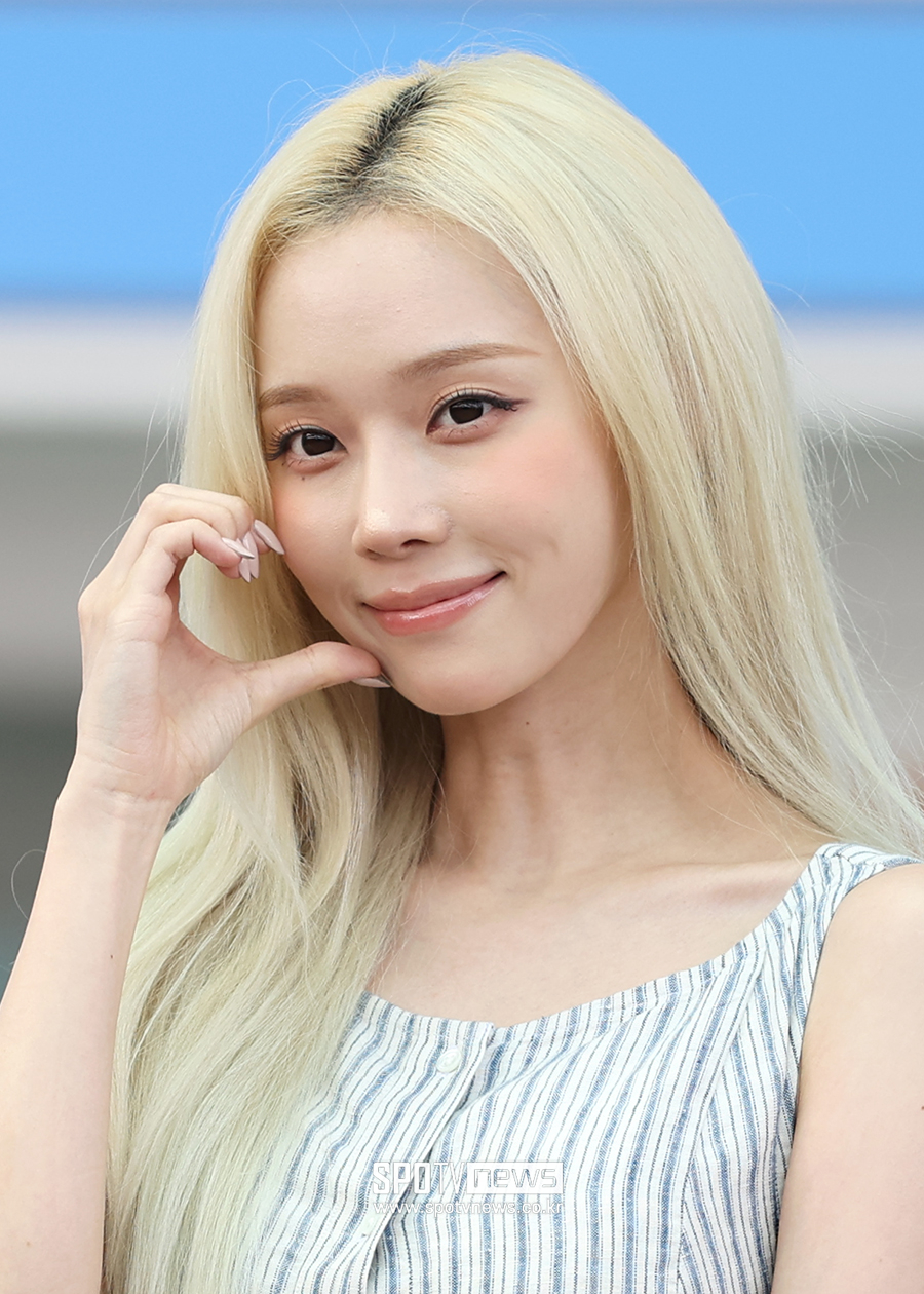 에스파 윈터, 반려견 '펫샵 입양설' 부인…"보호소서 데려왔다"