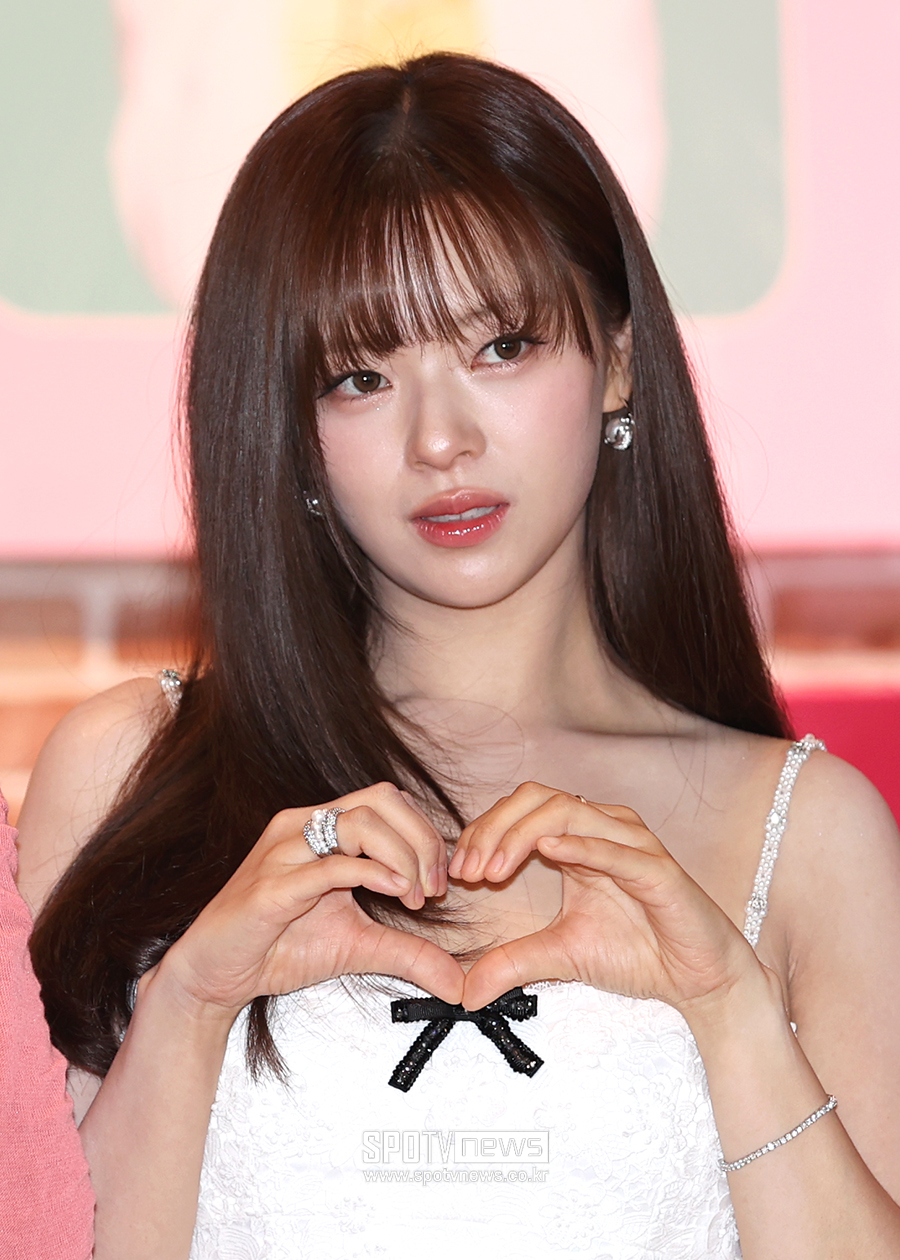트와이스 정연, 언니 공승연과 한솥밥 먹나…바로엔터 "최근 미팅, 확정 NO"[공식입장]