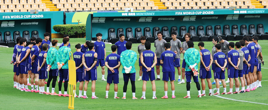 ▲ 두 경기 무득점과 조기 교체로 논란의 중심에 섰던 축구대표팀 주장 손흥민. ⓒ연합뉴스