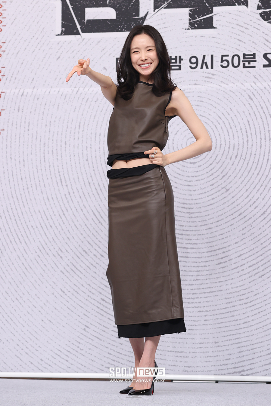 [포토S] 손나은, '김부장 야호~'