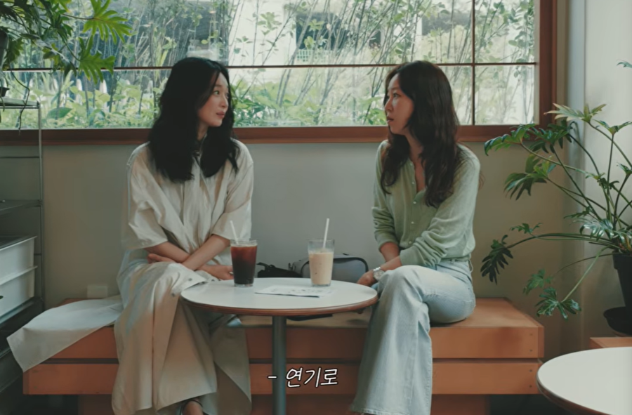 신민아·공효진, 알고보니 연예계 절친 "같이 해외여행 갔다왔다. 정말 잘 맞아"