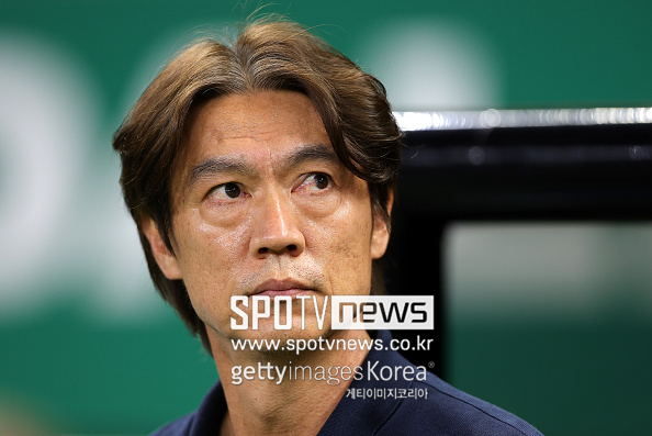 '계란-엿 맞기 전에 피해라' 홍명보 감독과 선수단, 30일 인천국제공항 통해 귀국...공식 행사, 미디어 활동 없다