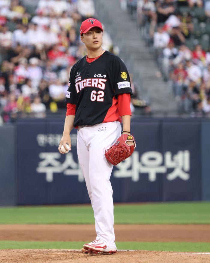 이범호, 여전히 정해영 신뢰한다… ‘⅓이닝 5실점’ 충격 부진, 그래도 필승조 변화 없다