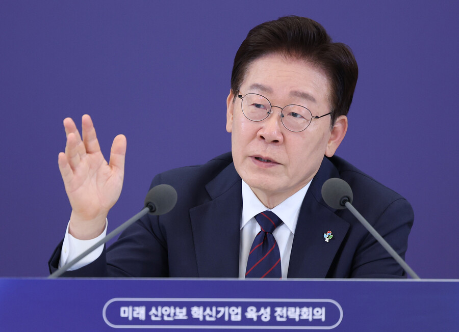 ▲ 일본에서도 이재명 대통령 메시지는 적지 않은 관심을 불러모았다. 국가 원수가 자국 축구대표팀과 축구협회를 향해 공개 입장을 밝힌 점이 이목을 집중시킨 양상이다. ⓒ 연합뉴스