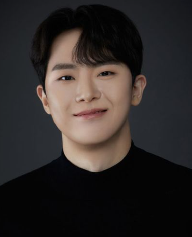 뮤지컬 배우 임규형, 품절남 된다…"오래 곁 지켜준 사람" 결혼 발표