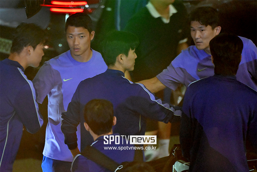 [포토S] 황희찬-김민재-오현규-황인범, '고생했어'