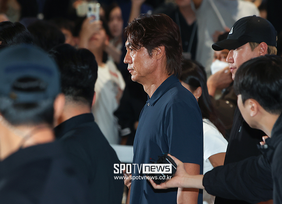 [포토S] 홍명보 전 감독, '묵묵부답'
