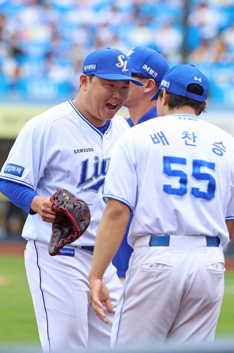 ▲ 이승현(왼쪽) ⓒ삼성 라이온즈