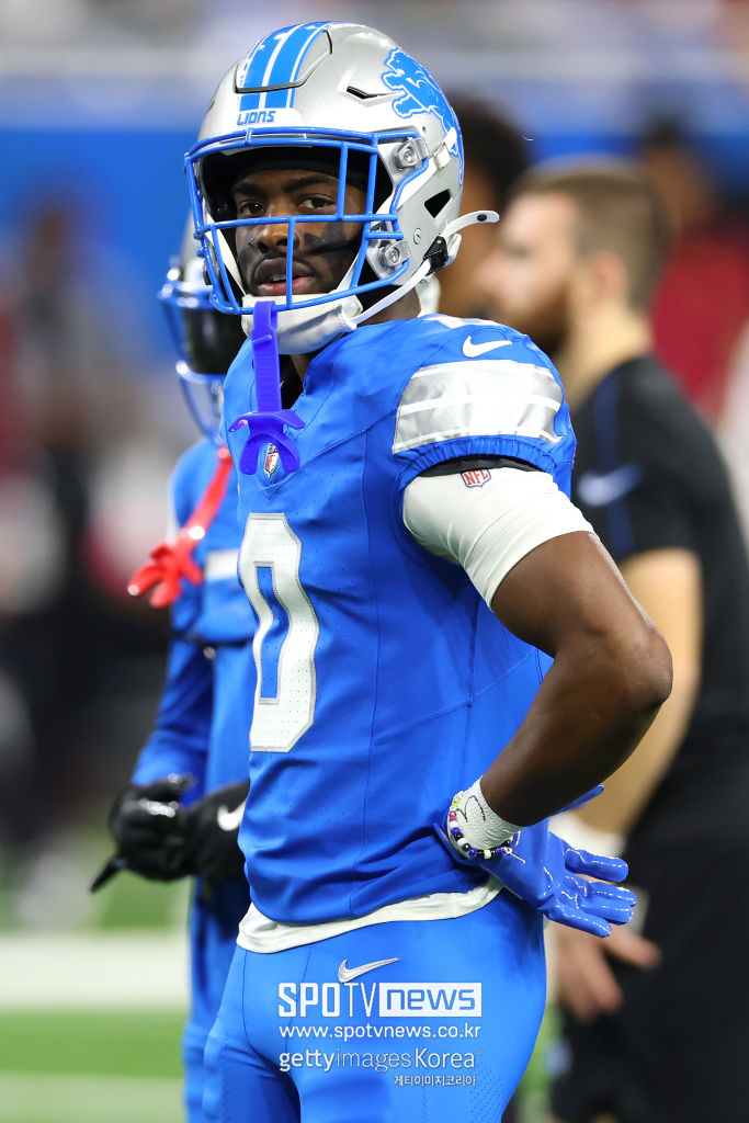 [오피셜] 충격 사건, "종신형 가능" 납치+무장강도 혐의 중범죄 기소…슈퍼볼 앞둔 NFL 핵심 선수 방출됐다