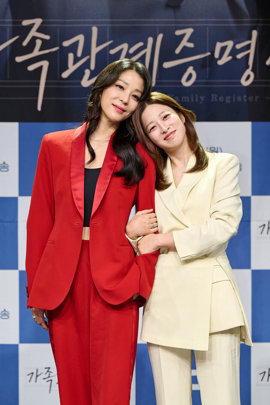 "퀸들의 귀환"…'가족관계증명서' 박세영X한고은, MBC 안방극장 판도 바꾼다[종합]