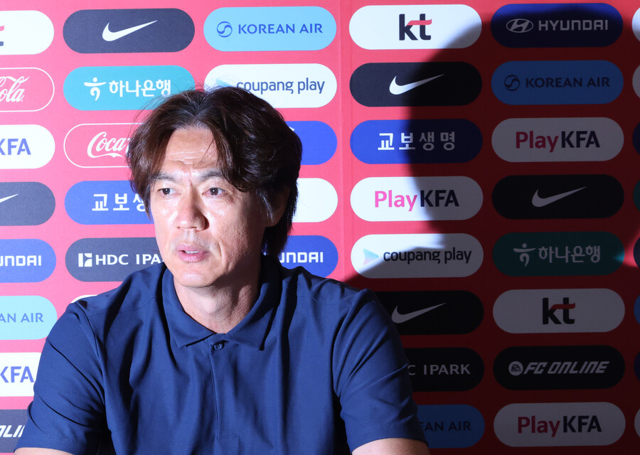 홍명보 감독 LA로 떠났는데…국회 "도피 아니길, 부르면 나와야"…월드컵 참사 청문회 증인 출석 미지수