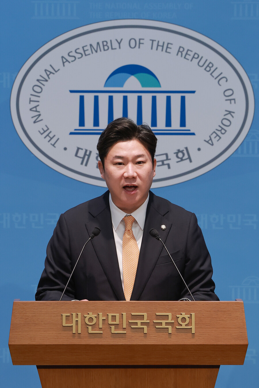 진종오 의원 "홍명보-손흥민 불화설? 본질은 협회?"..."경기력에 영향 미치지 않았나"