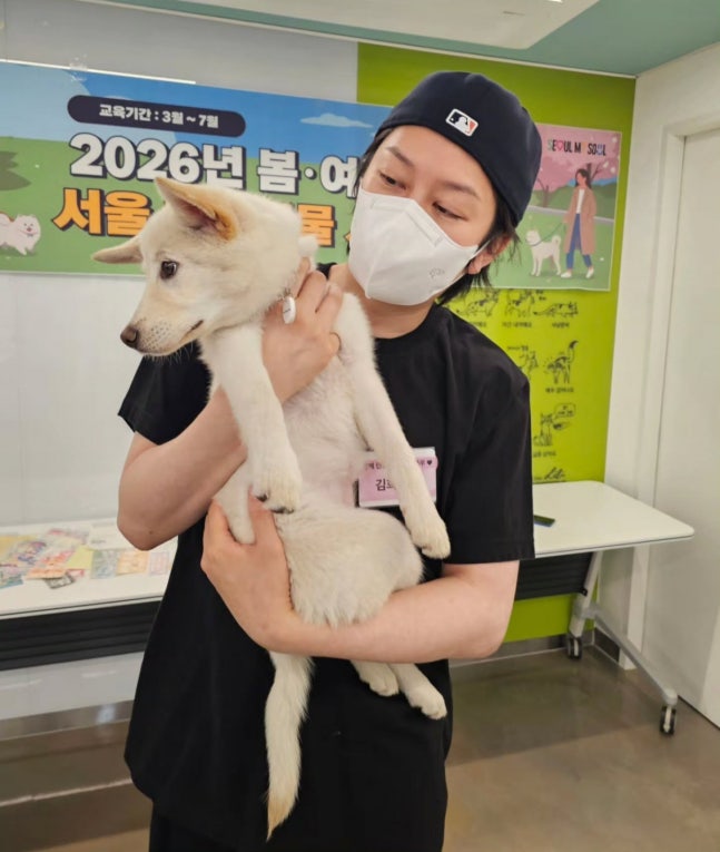 "저는 뭘해도 나이롱 느낌이지만" 김희철, 유기견 봉사활동 '개념 행보'
