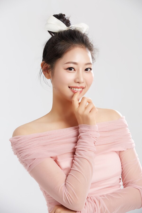 장미소, 마이클미디어와 전속계약…새 도약 나선다