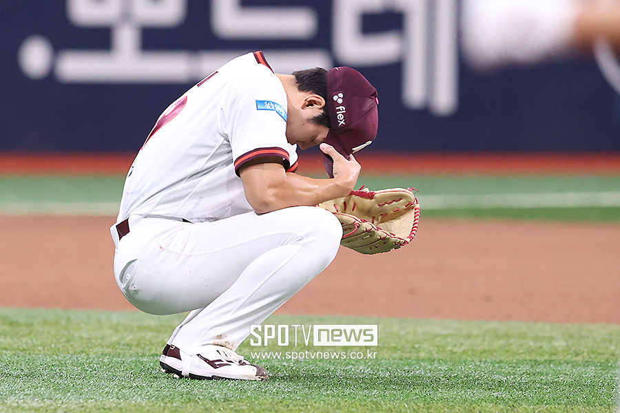 '18연패' 이러다 韓 불명예 신기록 쓰겠네…박찬호 조카 어떡하나, 설종진 감독 "보직 진지하게 논의할 것"
