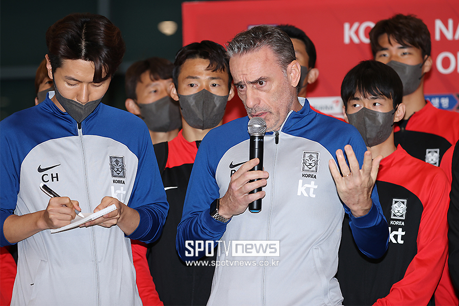 ▲ 2022 카타르 월드컵 16강 진출로 한국 축구와 누구보다 익숙한 지도자인 파울루 벤투가 다시 대표팀으로 돌아올 가능성에 관심이 쏠리고 있다.  ⓒ곽혜미 기자