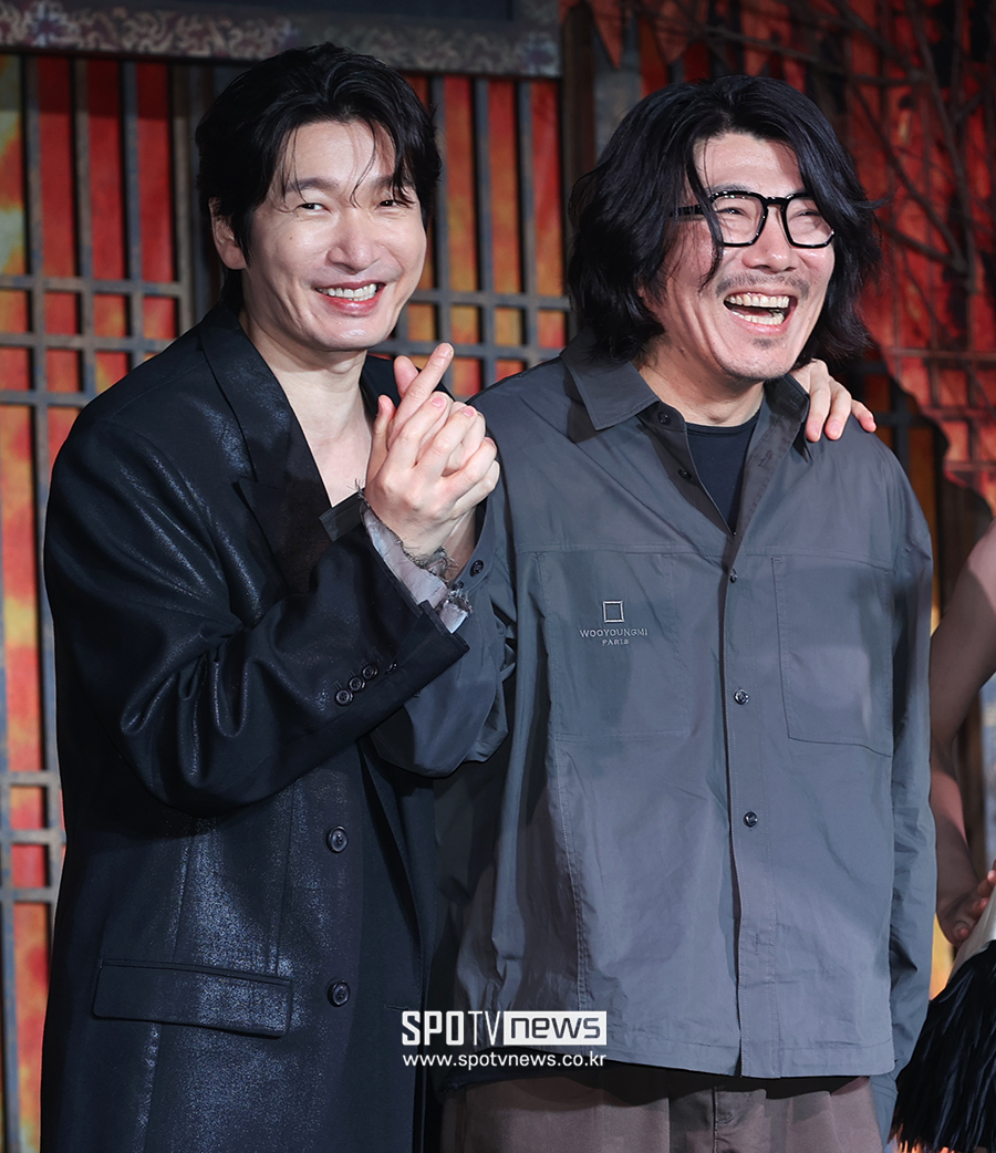 [포토S] 다시 만난 조승우-최정규 감독