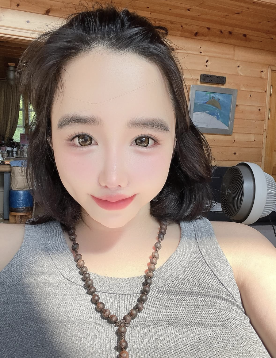 박봄 "작곡가로 활동하기로"…활동 중단 1년 만에 새 출발 선언