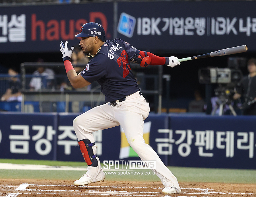 롯데 거인의 기지개인가… 윤동희-나승엽 빠졌는데 이틀간 35안타 폭발, 후반기 희망 보나