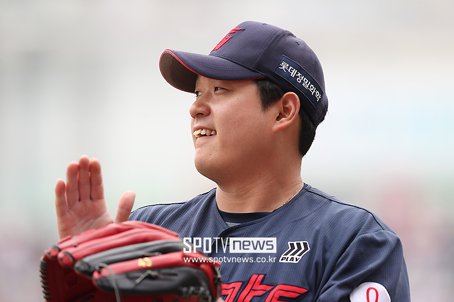 ▲ 전반기 동안 안정적인 투구로 롯데 선발진 지탱에 큰 공헌을 한 나균안 ⓒ곽혜미 기자
