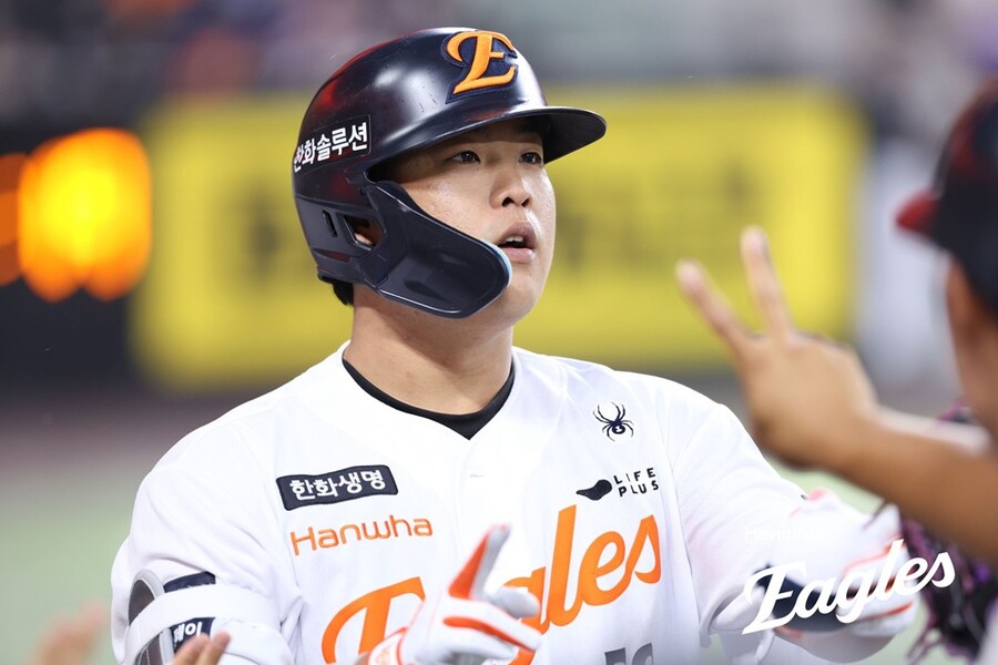 강백호, 타 팀 후배에 40분 조언+방망이 퍼주기까지…동생은 "형 배트로만 치는데 계속 안타 나와"