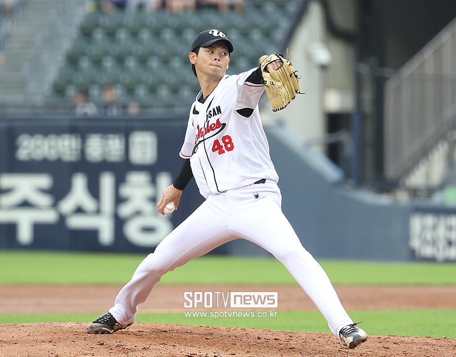 [포토S] 울산웨일즈 나가의 역투