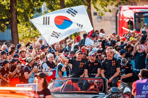 ▲ BMW M 팀 WRT가 치열한 전략 싸움 끝에 '상파울루 6시간' 하이퍼카 클래스 정상에 올랐다. 제네시스 마그마 레이싱은 4라운드 연속 완주에 성공하는 개가를 올렸다. ⓒ 'FIA WEC' 홈페이지