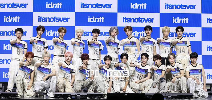 [포토S] 아이덴티티, '기대하세요'