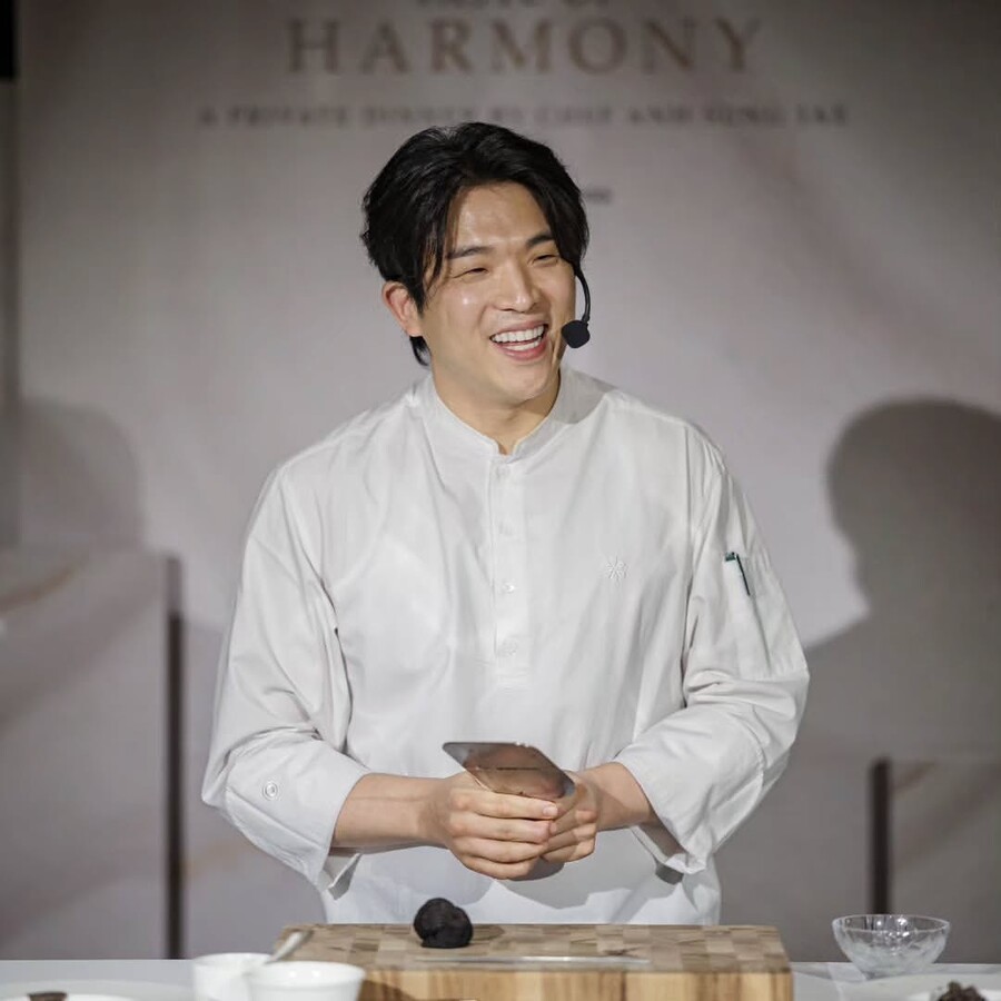 마음고생 심했나, 안성재 수척해진 근황 '깜짝'…'와인 바꿔치기' 논란 후 첫 SNS