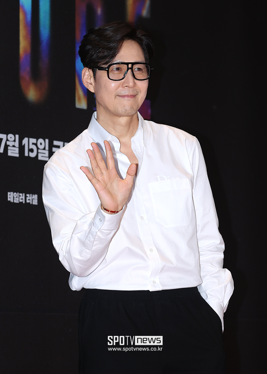 [포토S] 이정재, '호프 보러 왔어요~'