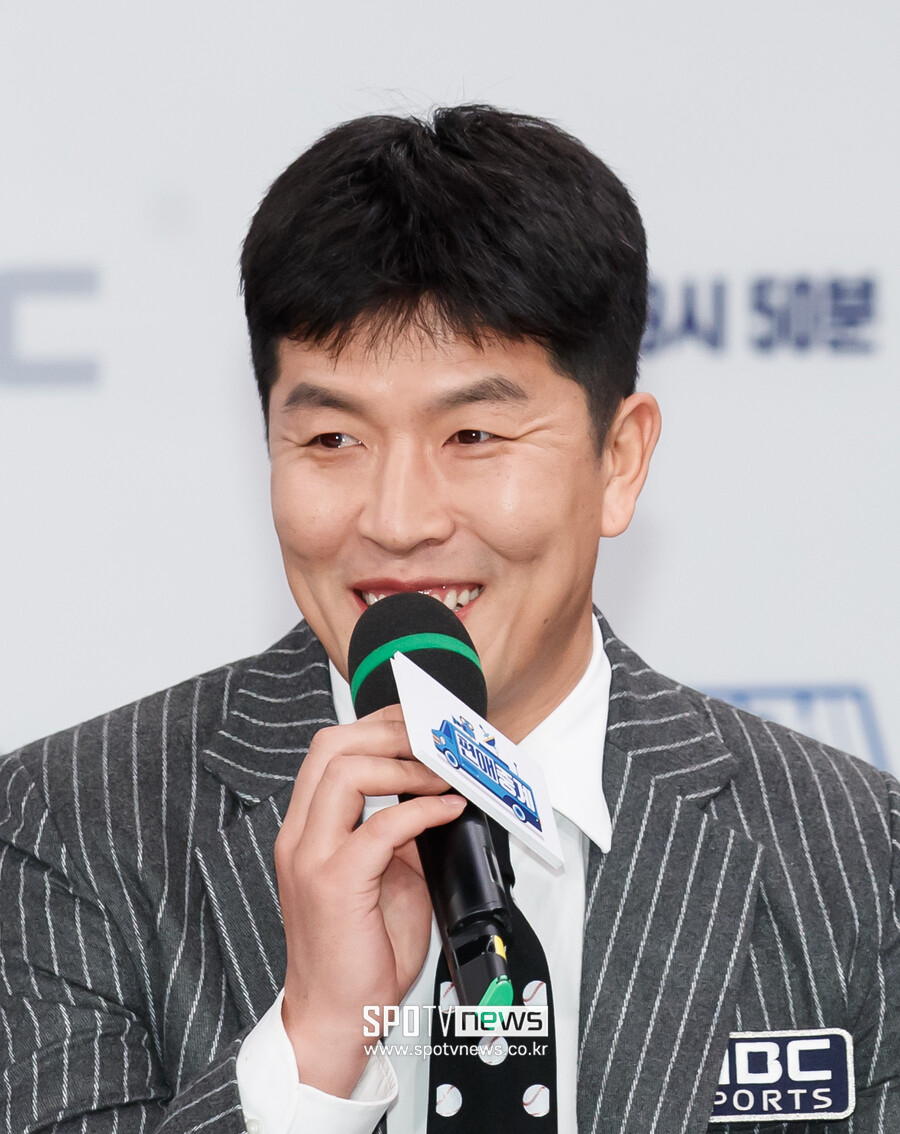 "홍명보 나가!" 김영광 비판한 김병현, 잘못 인정 "억지로 사과하는 것 아냐"